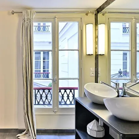 Prestigieux Et Lumineux De 150m2 - Ii Appartamento